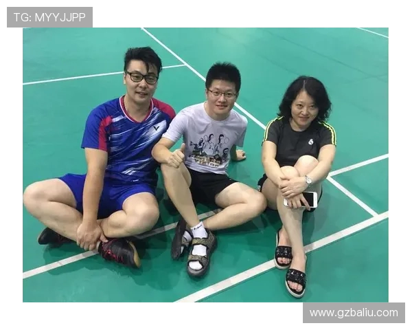 杭州羽毛球队与重庆羽毛球队赛后战术分析与复盘探讨 杭州羽毛球队与重庆羽毛球队赛后战术分析与复盘探讨