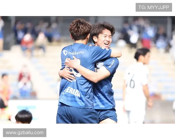 东京绿茵迎战大宫松鼠精彩对决展现足球魅力与激情的较量