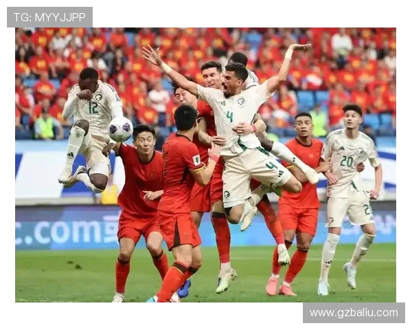 上海足球队实力引发热议球迷对球队表现的分歧与期待 上海足球队实力引发热议球迷对球队表现的分歧与期待